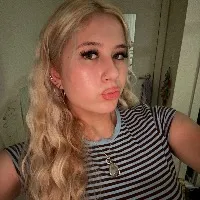 Evie F.