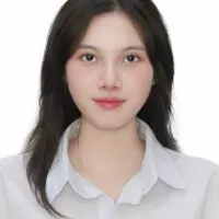 Hannah N.