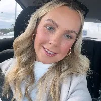 chloe w.